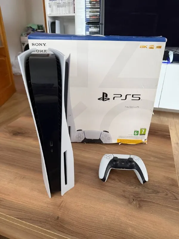 PlayStation 5 с дисководом
