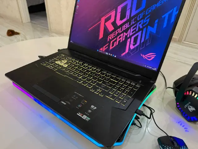 Мощный игровой ноутбук — Батуми — 2 000 ₾