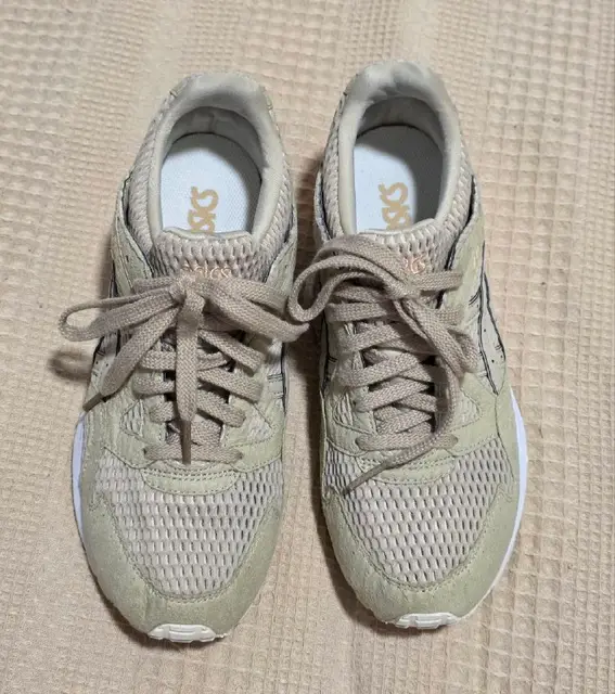 ASICS Gel-Lyte V — Батуми — 90 ₾
