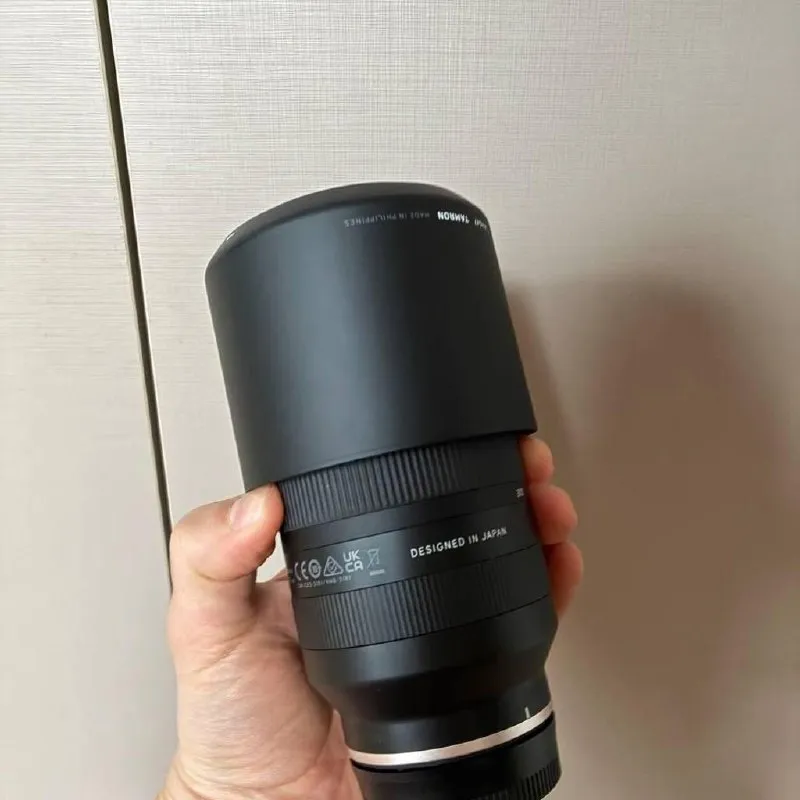 Объектив Tamron Model A047 70-300mm F/4.5-6.3 Di III RXD SONY E