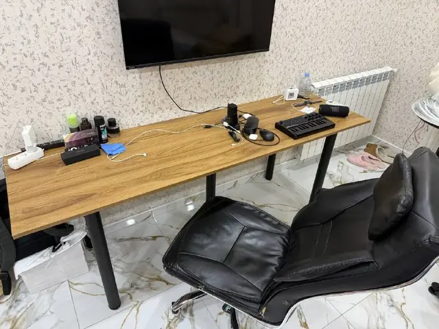 Стол с креслом — Batumi — 150 ₾