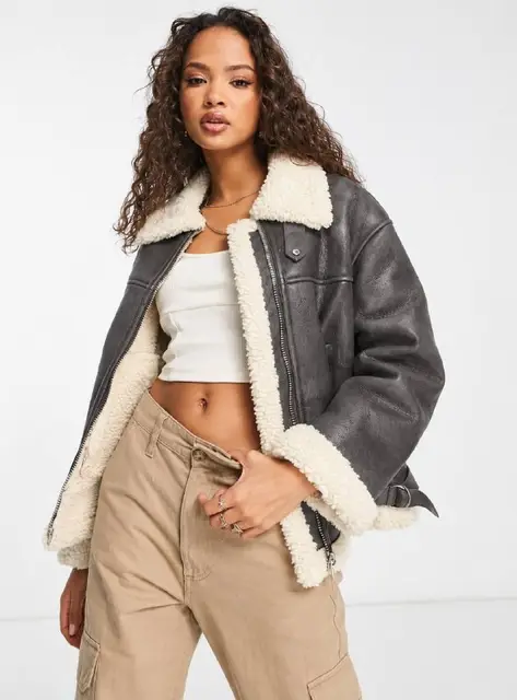 Дублёнка BERSHKA — Tbilisi — 45 ₾
