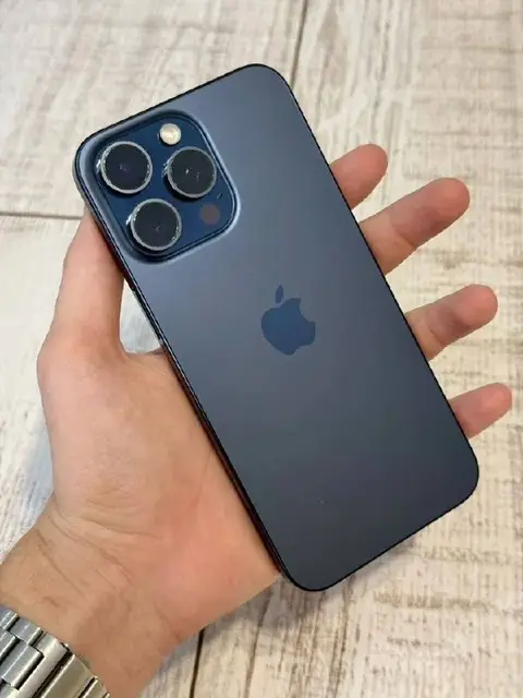 IPhone 15 Pro Max — Батуми — 1 700 ₾