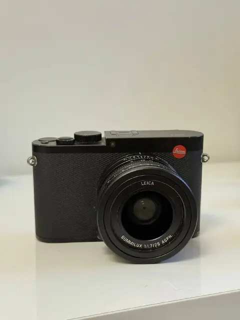 Leica Q (Typ 116) — Тбилиси — 2 400 $