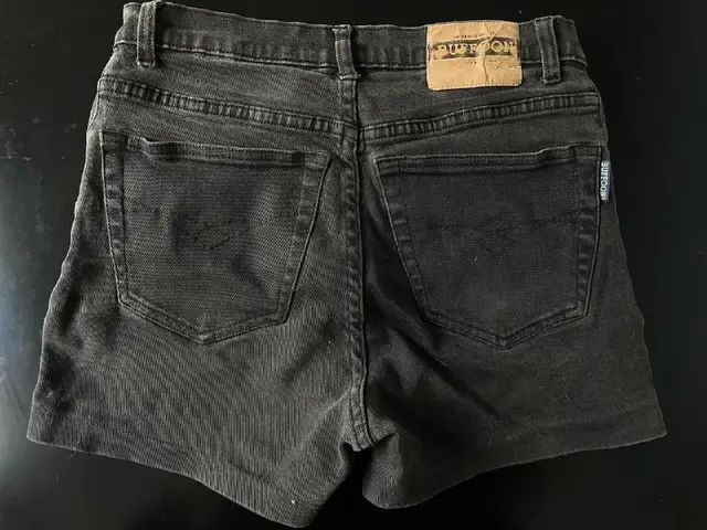 Джинсовые шорты — Тбилиси — 10 ₾
