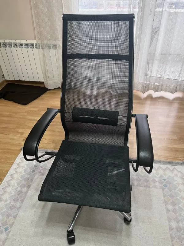 Компьютерное кресло