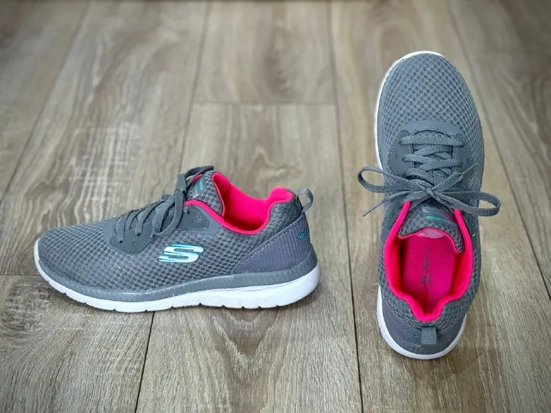 Женские кроссовки Skechers Lite-weight