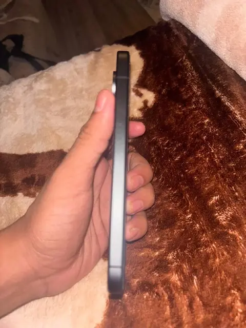 Google Pixel 11 — Batumi — 2,600 ₾