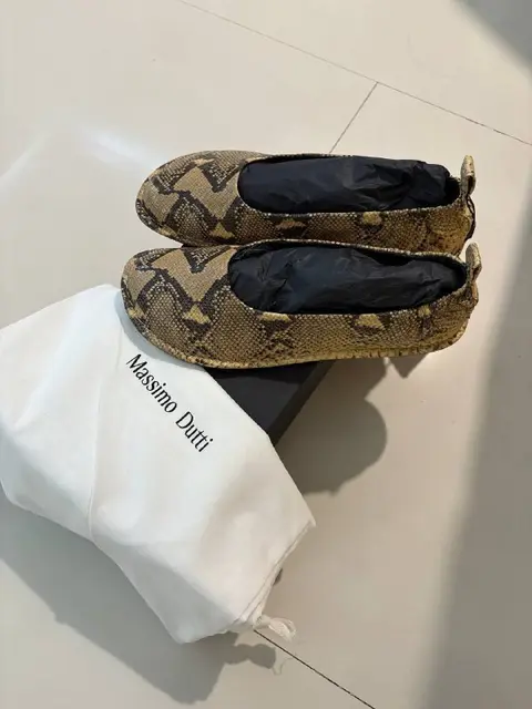 Massimo Dutti — балетки с биркой — Tbilisi — 180 ₾