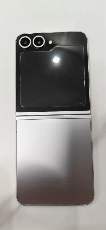 Samsung galaxy z flip 6