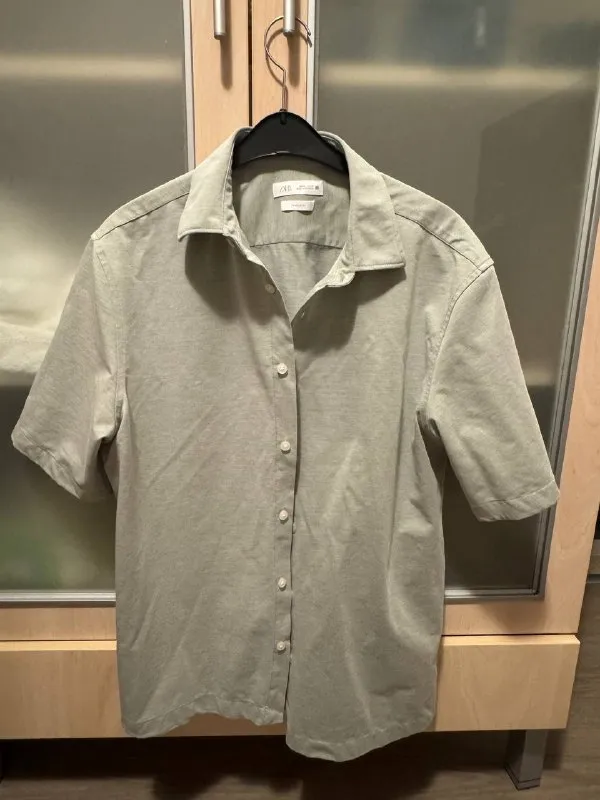 Зеленая рубашка Zara