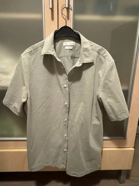 Зеленая рубашка Zara — Белград — 8 000 дин