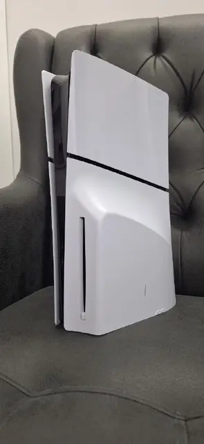 PS5 Slim + дисковод — Batumi — 1,400 ₾