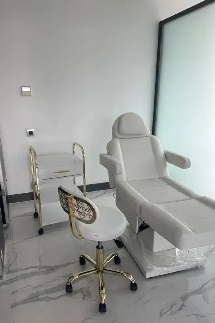 Кушетка автоматическая на пульте — Стамбул — 20 000 ₺