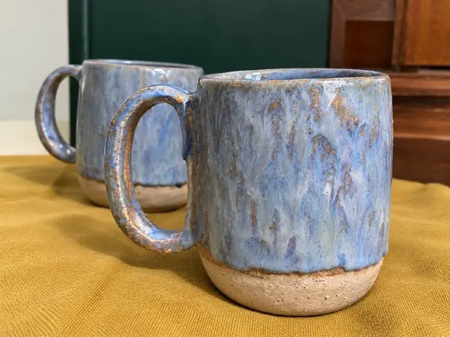 Блюдечко с голубой каёмочкой — Tbilisi — 15 ₾