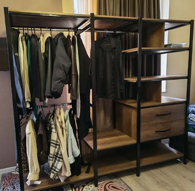 Шкаф в стиле лофт — Батуми — 450 ₾