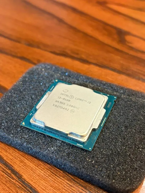 Intel Core i3-8100