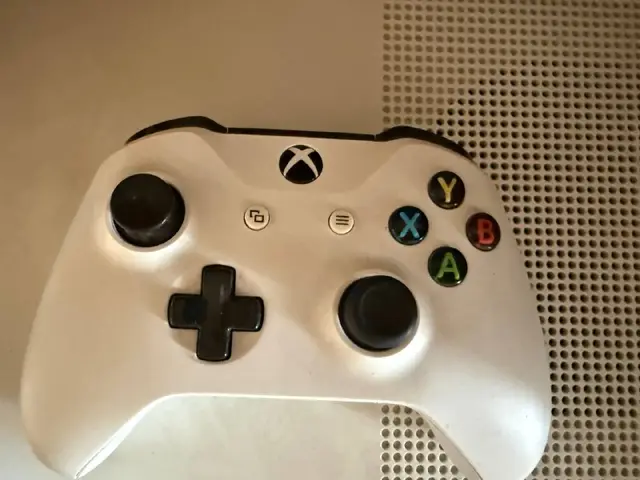 Xbox One 500 ГБ — Ереван — 50 000 ֏