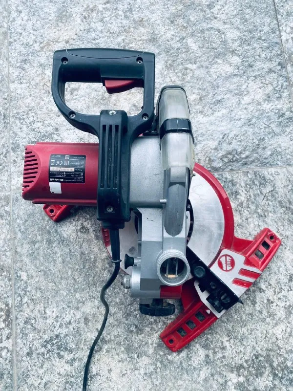 Торцовочная пила Einhell TC-MS 2112