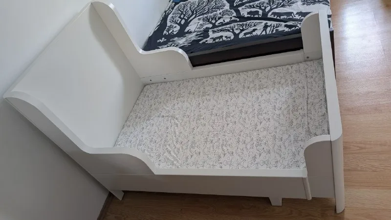 Растущая детская кровать IKEA Busunge