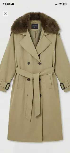 Тренч Waikiki — Батуми — 110 ₾