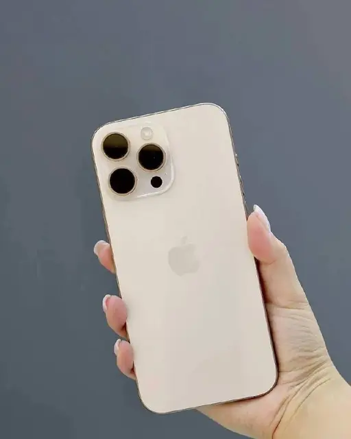 IPhone 16 Pro Max — Батуми — 2 150 ₾