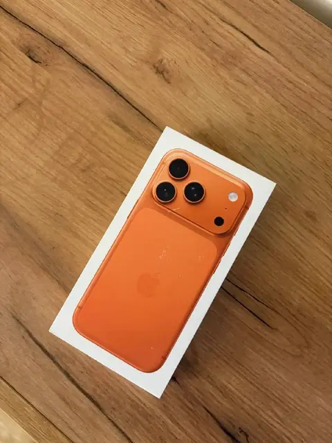 IPhone 17 Pro — Батуми — 3 200 ₾