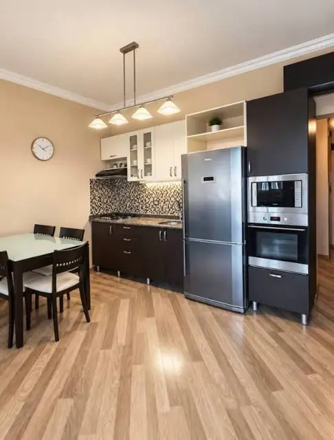Квартира 90 м² с газом и бытовой техникой — Батуми — 1 000 $
