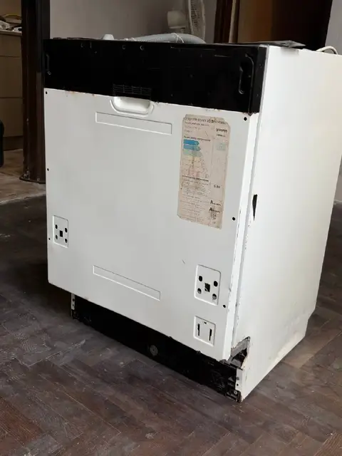 Посудомойка встраиваемая — Батуми — 450 ₾