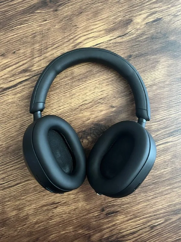Sony WH-1000XM5