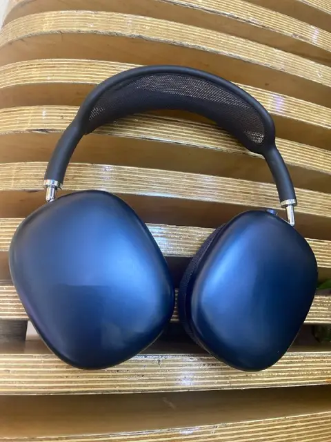 AirPods Max — Астана
