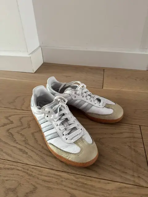 Кроссовки Adidas Samba — Belgrade — 6,000 din