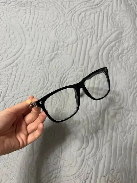 Черные декоративные очки — Тбилиси — 15 ₾