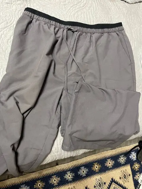 Мужские графитовые брюки — Тбилиси — 15 ₾
