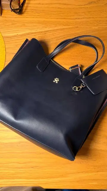 Сумка Tommy Hilfiger — Тбилиси — 100 ₾