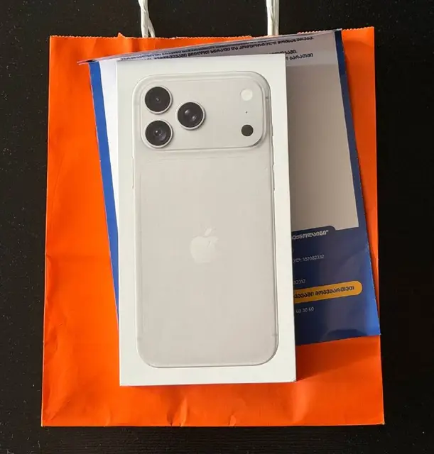 18 Pro Max 256 ГБ — Тбилиси — 4 700 ₾