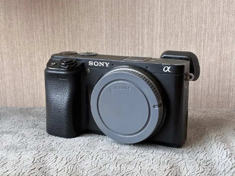 Sony A6300