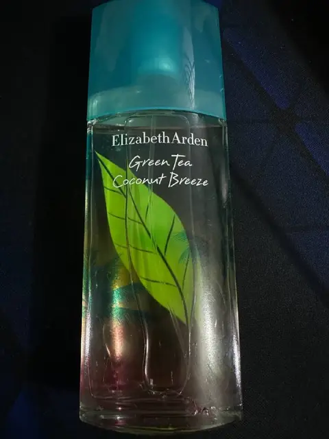 Elizabeth Arden green tea coconut breeze 100мл — Yerevan — 7,000 ֏