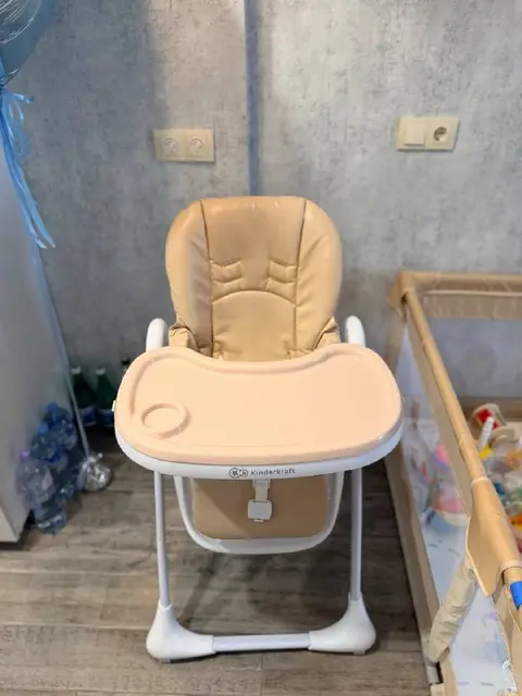 Kinderkraft YUMMY стульчик для кормления — Батуми — 200 ₾