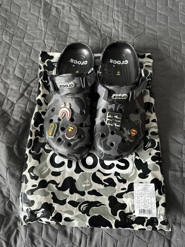 Crocs x BAPE черные