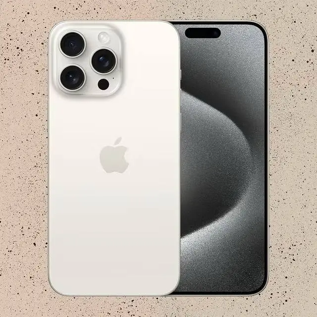 IPhone 15 pro max White 256 Gb E-sim + sim — Ереван — 270 000 ֏
