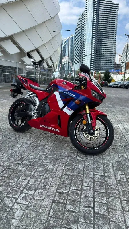 HONDA CBR600RR 2024