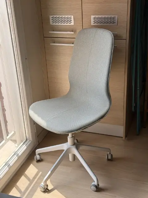 Стул рабочий Ikea LÅNGFJÄLL бирюзовый чехол и белое основание — Стамбул — 6 000 ₺