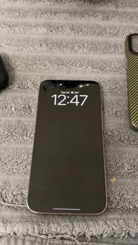 IPhone 15 pro max 512g Natural titanium