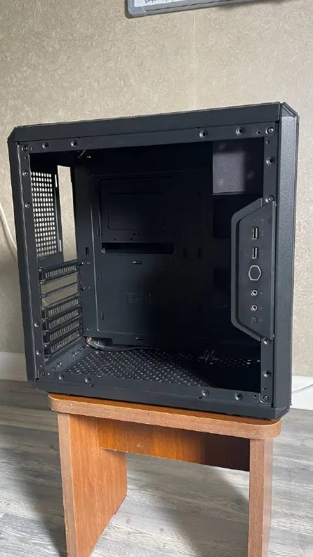 Корпус для пк cooler master q500l ATX