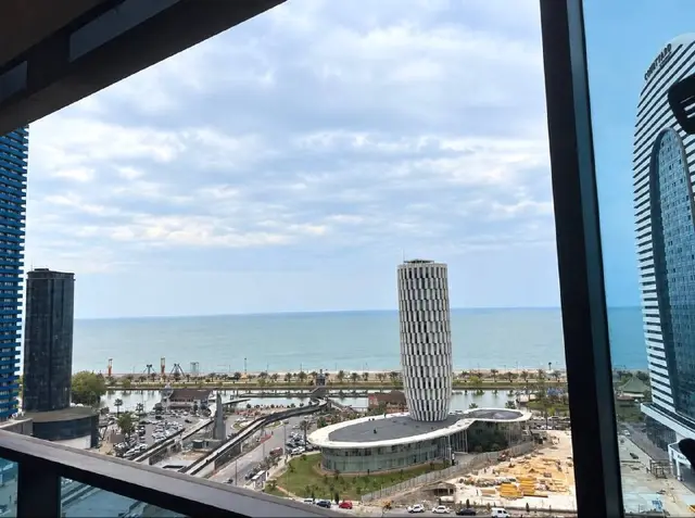 Квартира 1+1 на длительный срок — Батуми — 700 $
