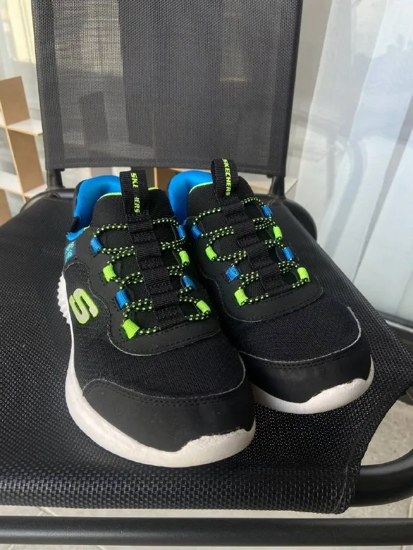 Кроссовки Skechers