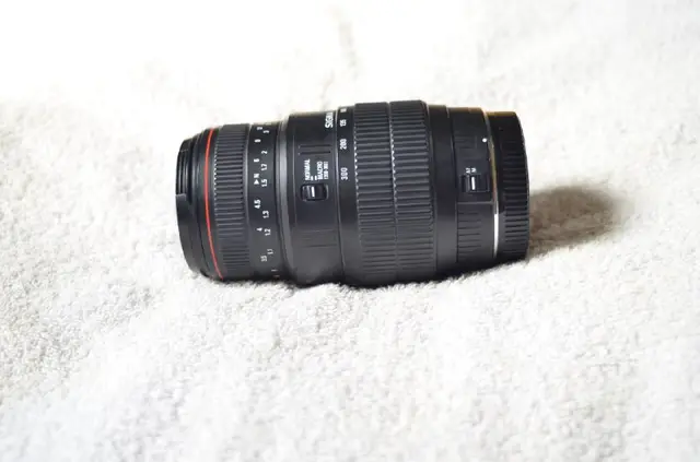 Sigma 70-300 apo macro super — Tbilisi — 600 ₾