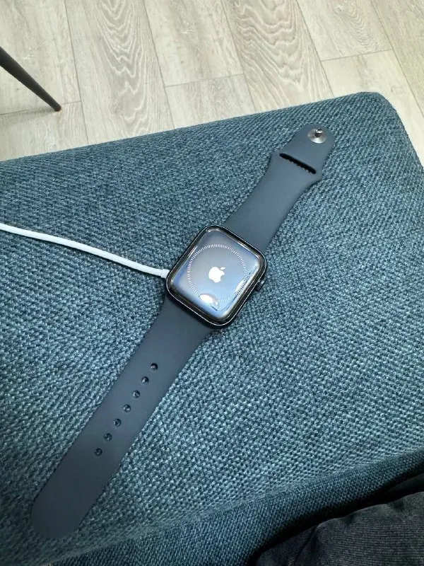 Apple Watch SE 2 40 Midnight