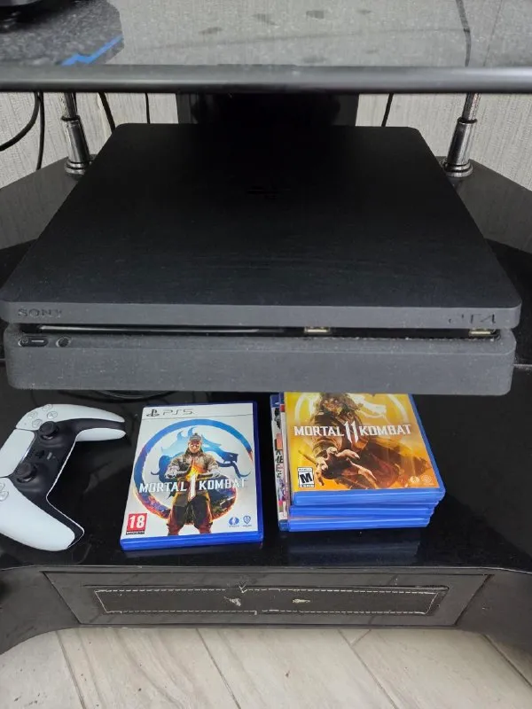 PS4